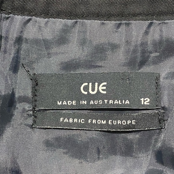 Cue mini skirt, size 12 - Picture 4 of 4